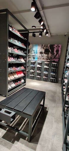PUMA Store